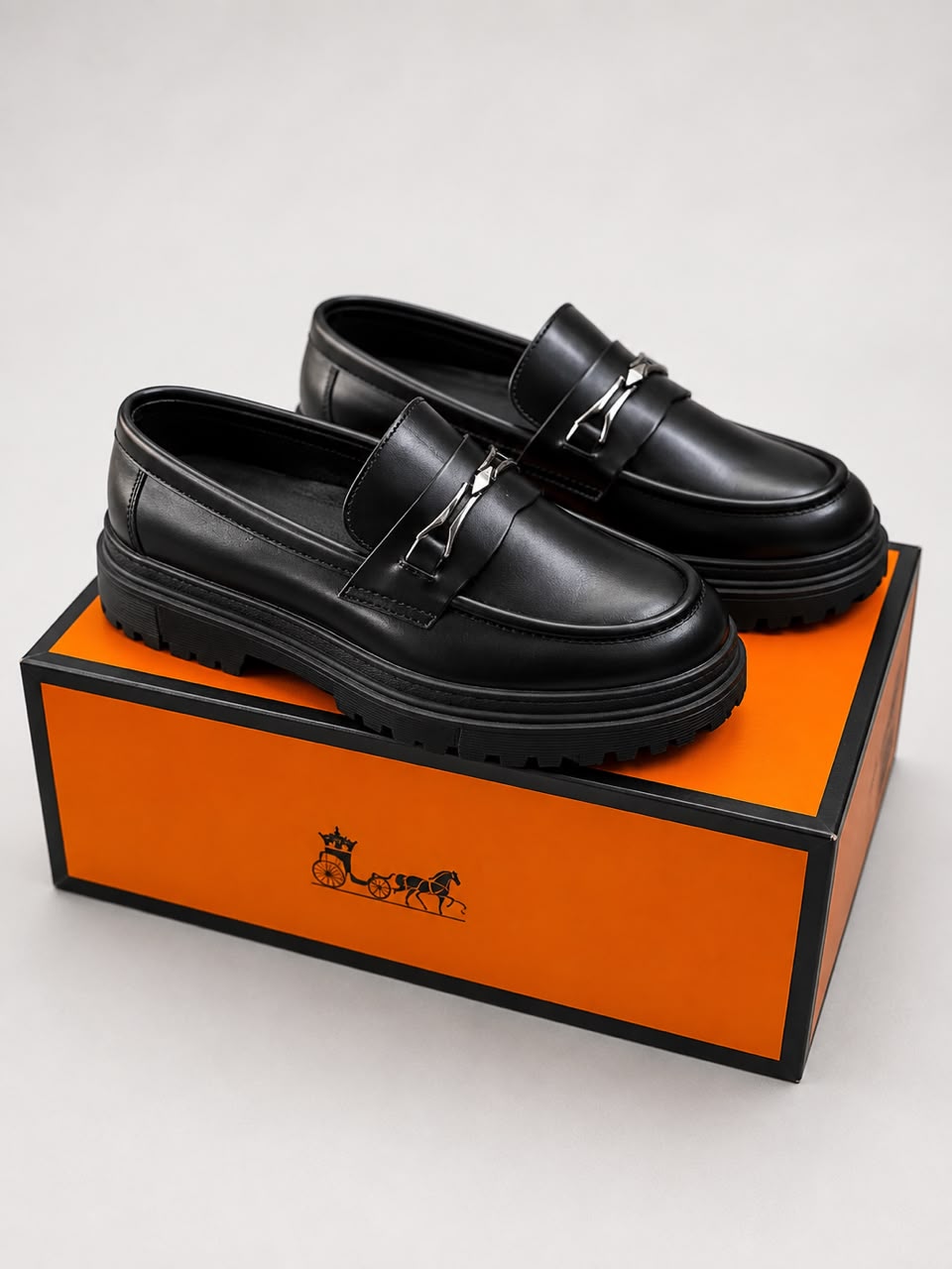 Loafers shoes